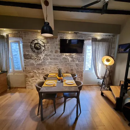 Appartement ˇdcˇ Modern Near The Church *