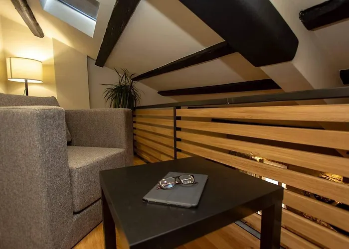 ˇdcˇ Modern Near The Church Apartment *